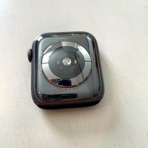 Apple Watch series 5 GPS +Cellular 44mm W/Charger